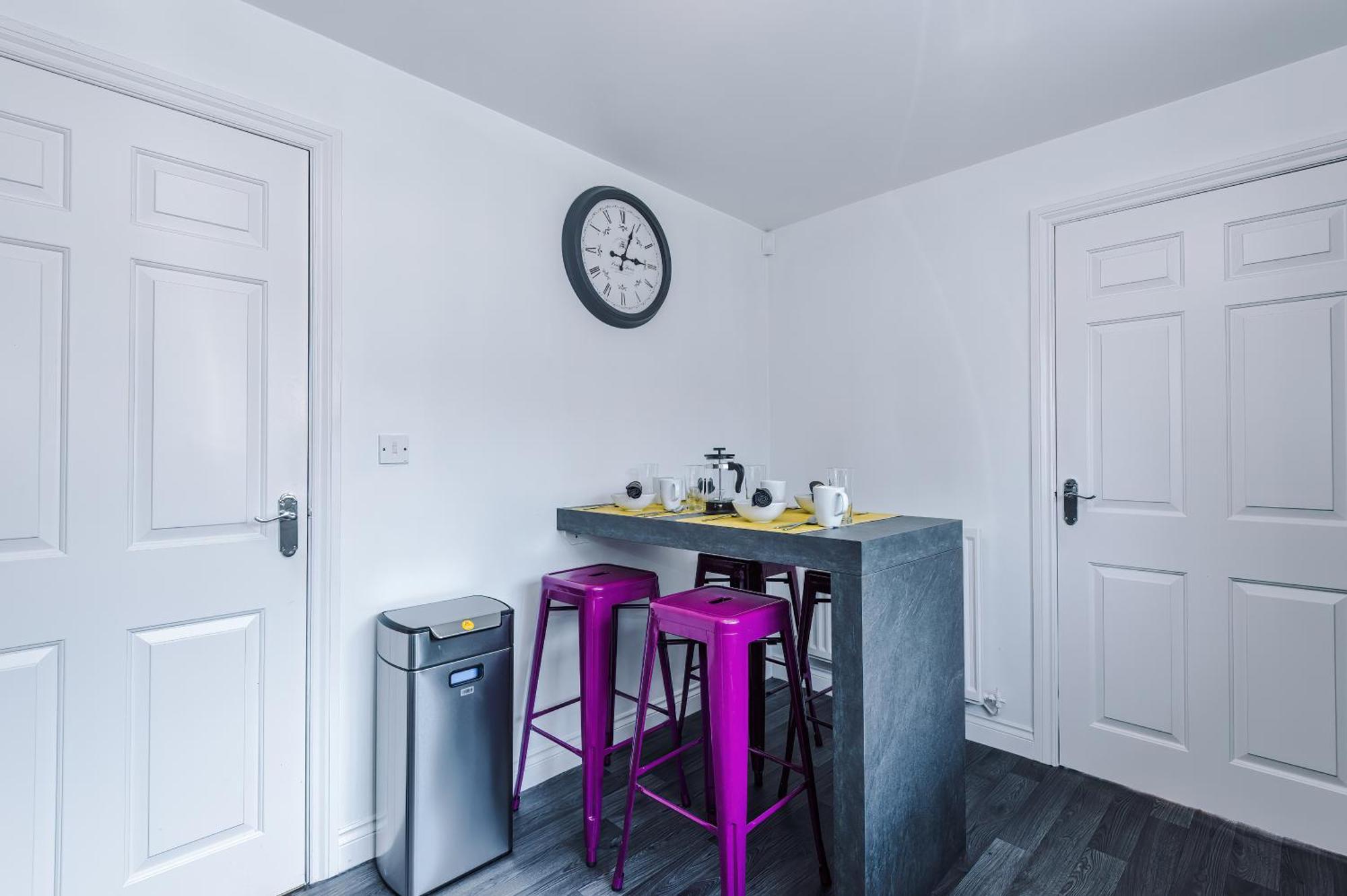 Beach Retreat With Hot Tub Sleeps 8 Prestatyn Exterior photo